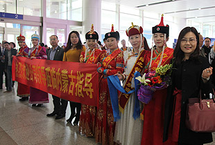 綠之韻集團(tuán)董事長(zhǎng)胡國安赴內(nèi)蒙古考察市場(chǎng)