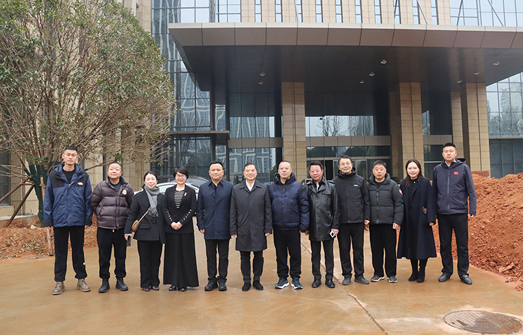 香港特區(qū)政府駐湖南聯(lián)絡處主任李錦雄一行蒞臨綠之韻中心走訪調(diào)研